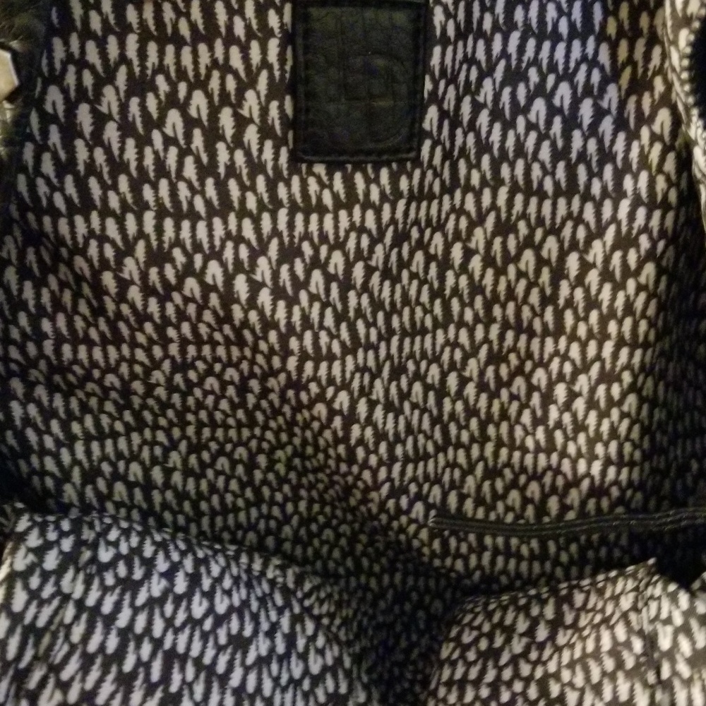 Backpack - Picture 2 of 4